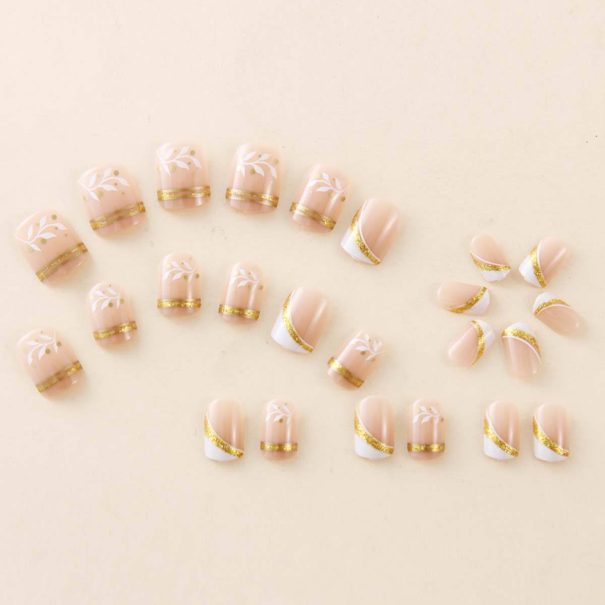 เล็บปลอมแบบกดติดสีขาวลายใบไม้ป - Nail Art Glitter บทวิจารณ์และราคา