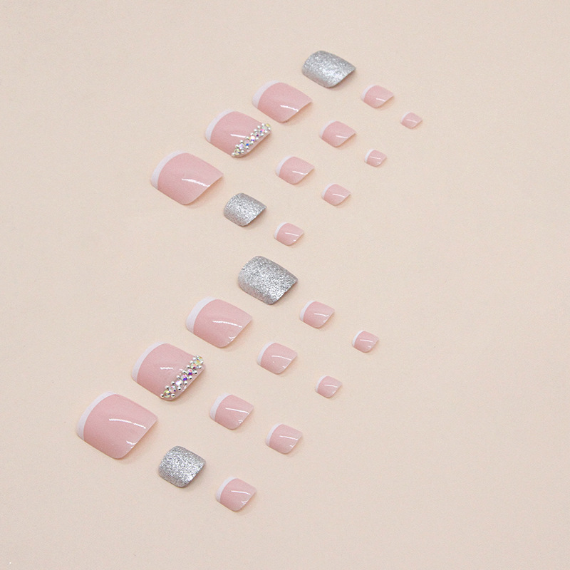 เล็บปลอม 24 ชิ้น พร้อมกาวติดเล - Nail Art Glitter บทวิจารณ์และราคา