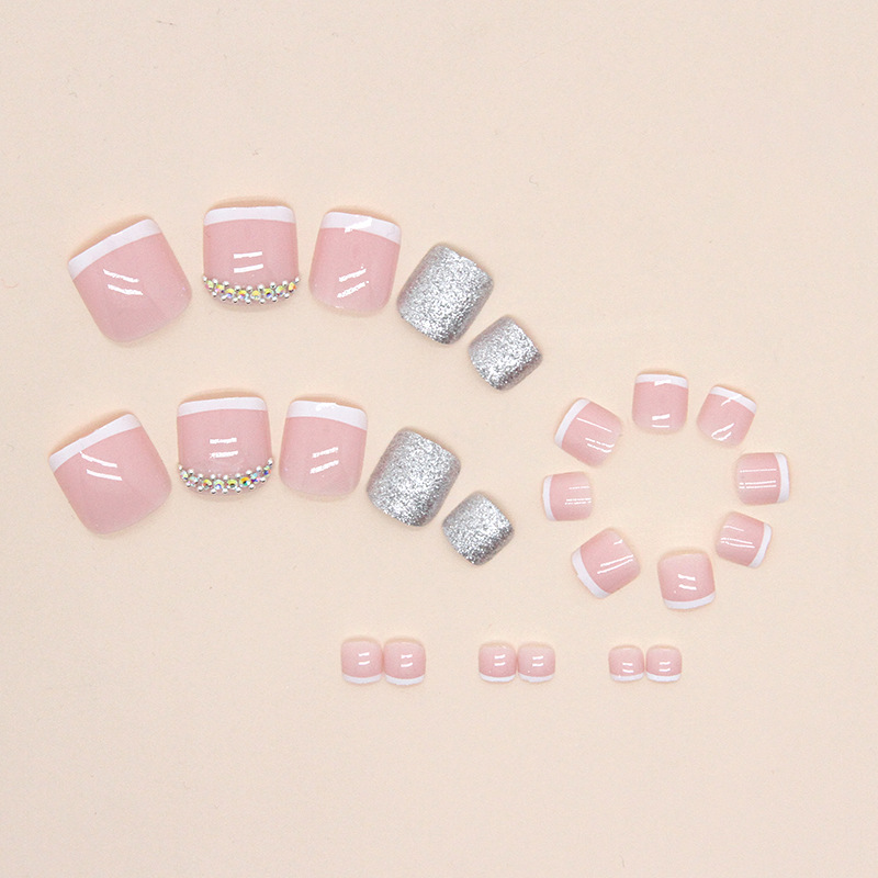 เล็บปลอม 24 ชิ้น พร้อมกาวติดเล - Nail Art Glitter บทวิจารณ์และราคา