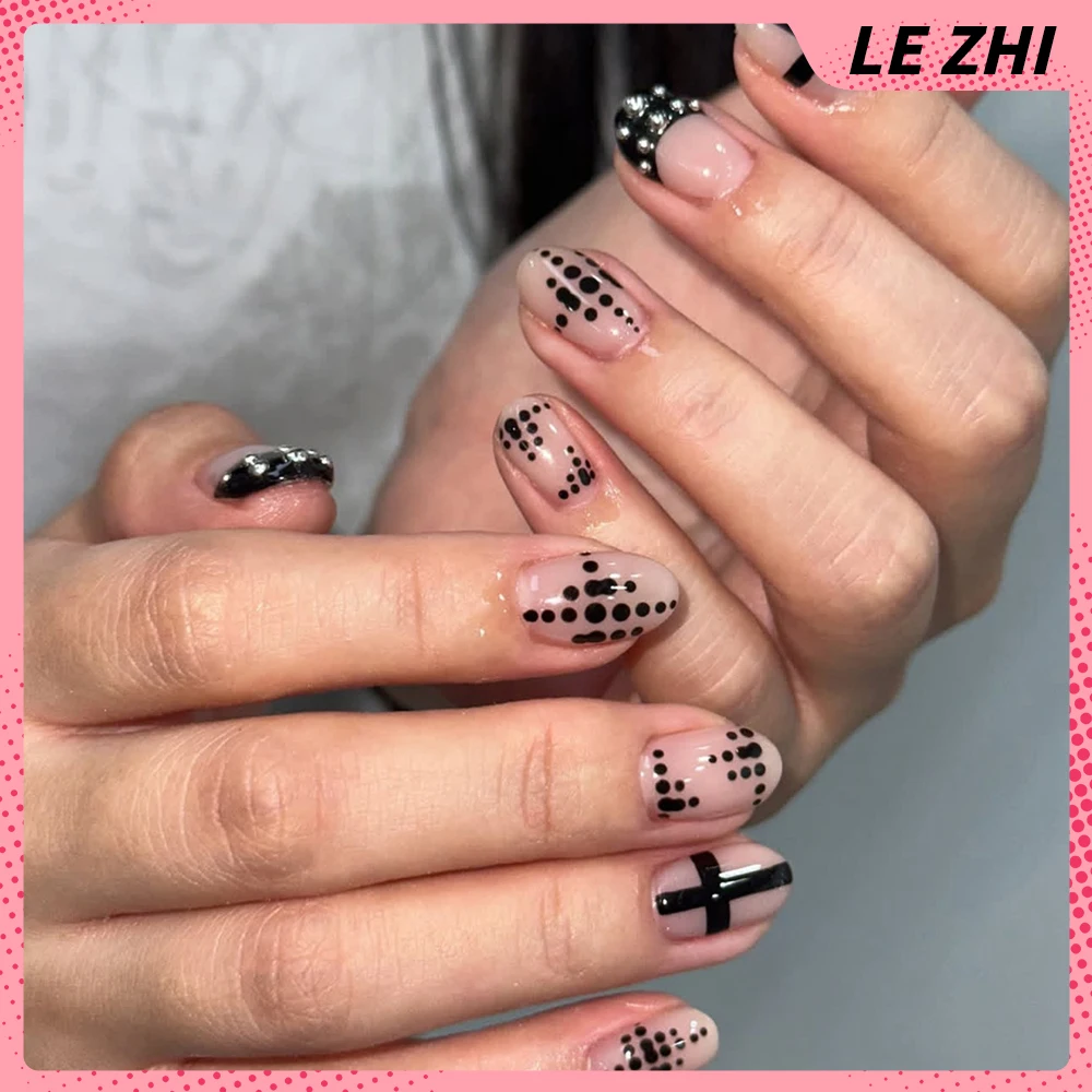 เล็บปลอม Y2K สไตล์สไปซ์เกิร์ลส - Nail Art Gothic บทวิจารณ์และราคา