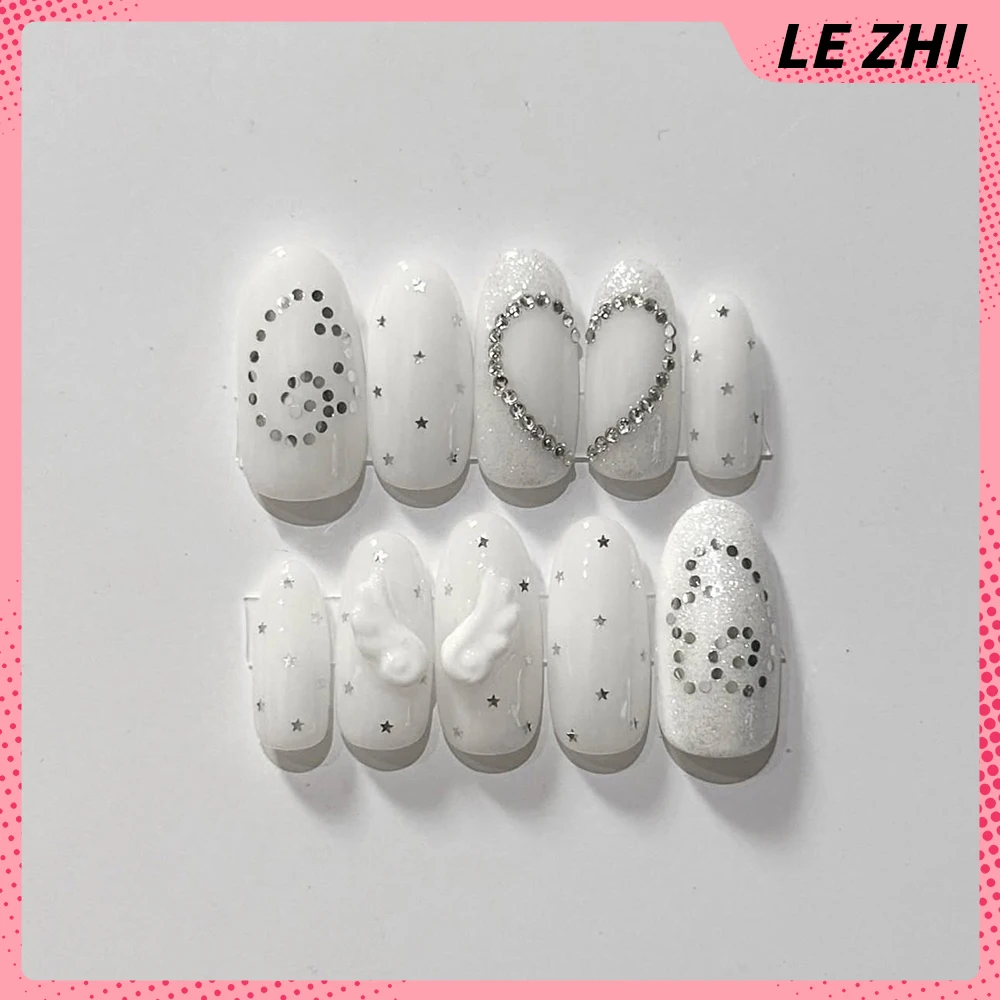 เล็บปลอม Y2K สไตล์เรโทร ลายปีก - Nail Art Inspo บทวิจารณ์และราคา