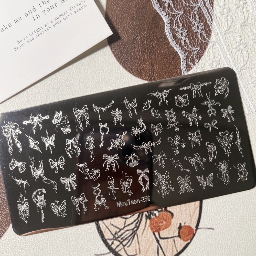 แผ่นลายเล็บลูกไม้สไตล์โกธิค Mo - Nail Art Gothic บทวิจารณ์และราคา